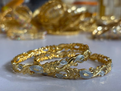 Golden Elegance on Your Wrist! (1 Pair)