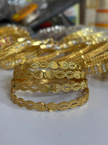 Elegant Golden Bracelet for Women (1 Pair / 2 Pcs)